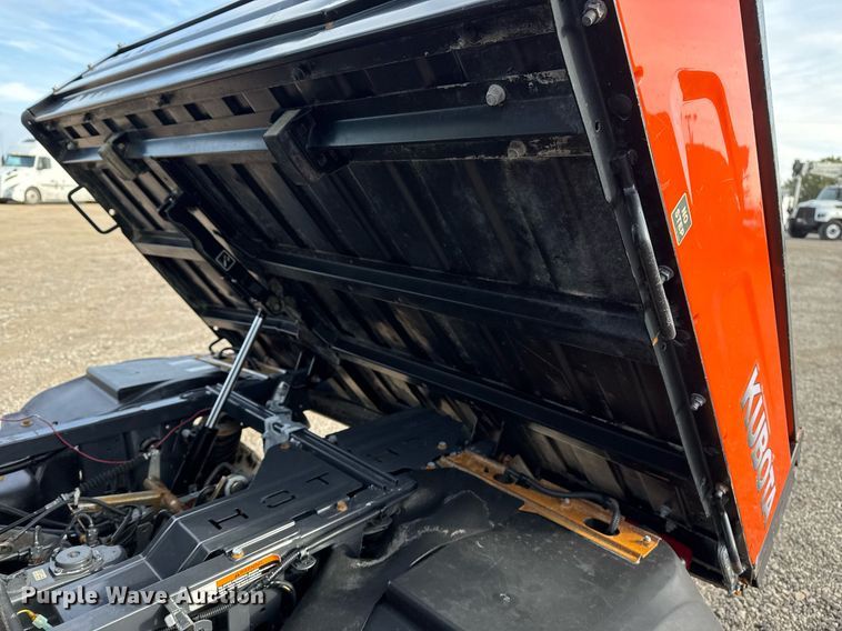 image for item EG2438 2014 Kubota RTV-X900 utility vehicle