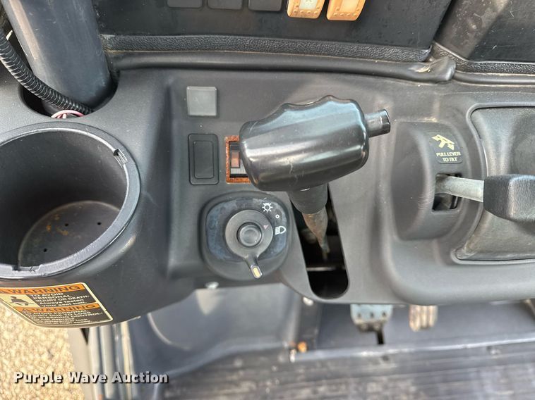 image for item EG2438 2014 Kubota RTV-X900 utility vehicle