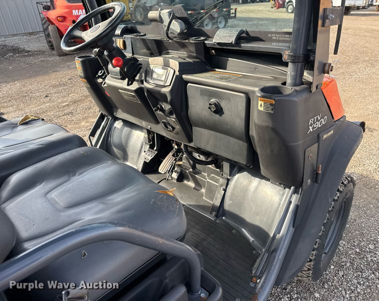image for item EG2438 2014 Kubota RTV-X900 utility vehicle