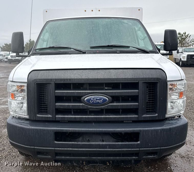 image for item EG2512 2019 Ford E450 Super Duty refrigerated truck