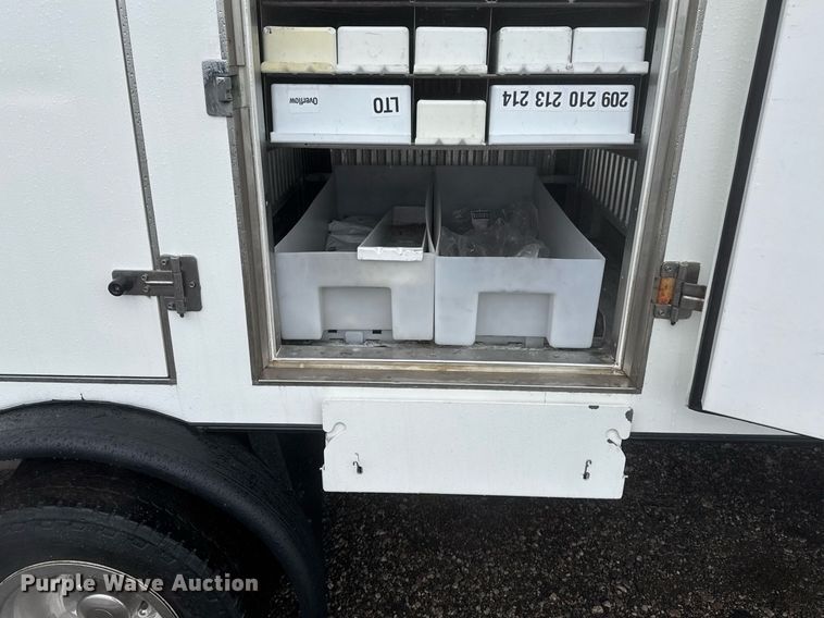 image for item EG2512 2019 Ford E450 Super Duty refrigerated truck