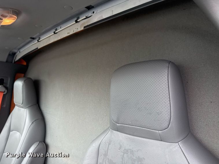 image for item EG2512 2019 Ford E450 Super Duty refrigerated truck