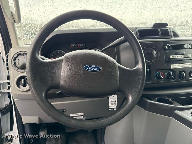 image for item EG2512 2019 Ford E450 Super Duty refrigerated truck