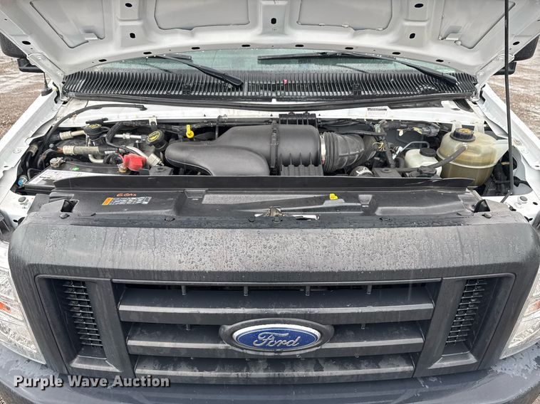 image for item EG2512 2019 Ford E450 Super Duty refrigerated truck