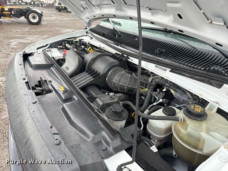 image for item EG2512 2019 Ford E450 Super Duty refrigerated truck