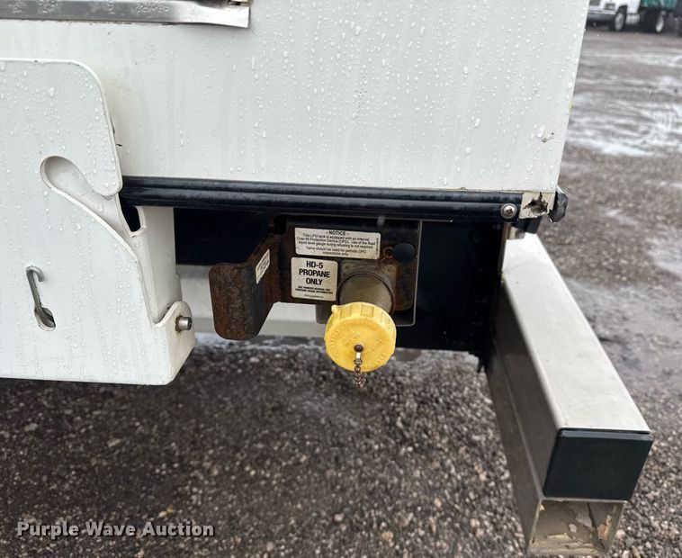 image for item EG2512 2019 Ford E450 Super Duty refrigerated truck