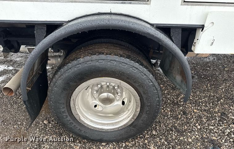 image for item EG2512 2019 Ford E450 Super Duty refrigerated truck