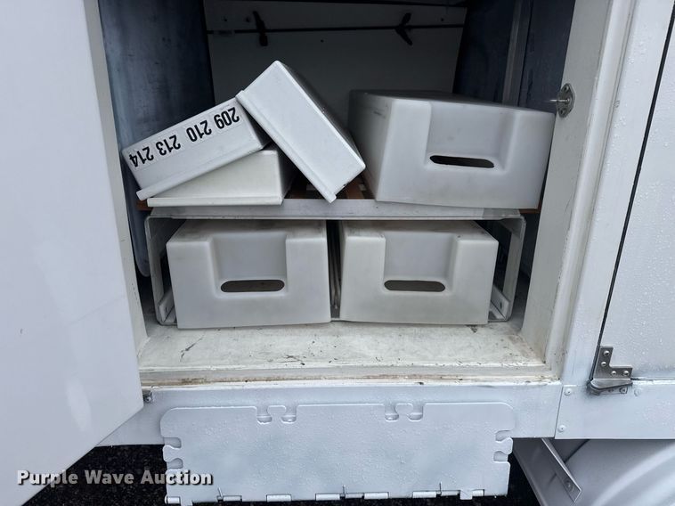 image for item EG2516 2019 Ford F550 Super Duty refrigerated truck