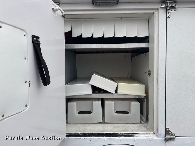 image for item EG2516 2019 Ford F550 Super Duty refrigerated truck