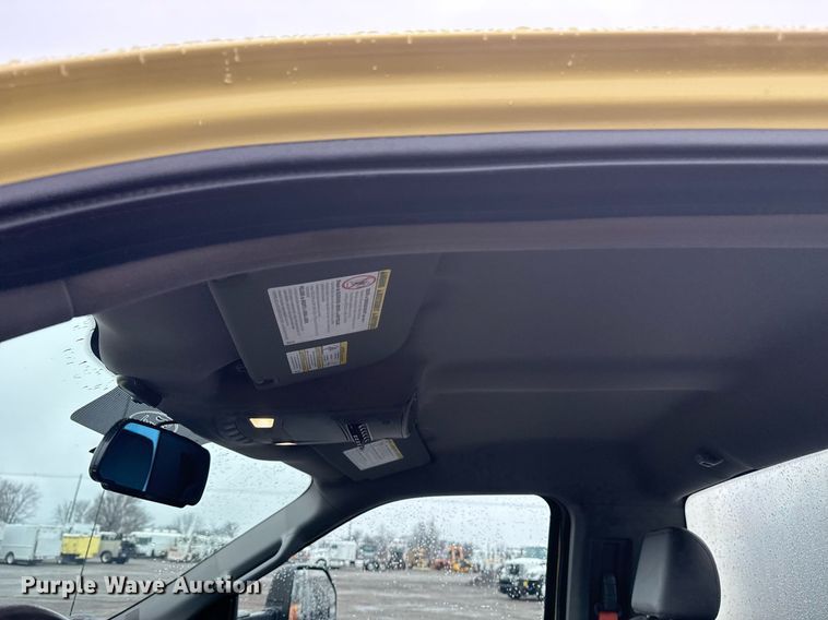 image for item EG2516 2019 Ford F550 Super Duty refrigerated truck