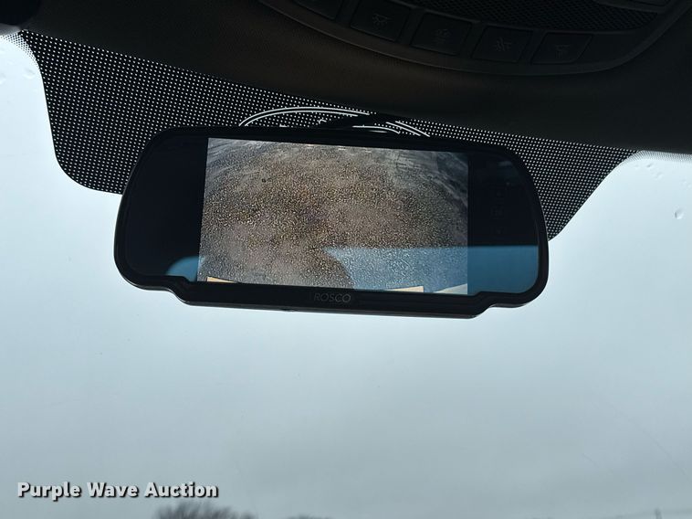 image for item EG2516 2019 Ford F550 Super Duty refrigerated truck