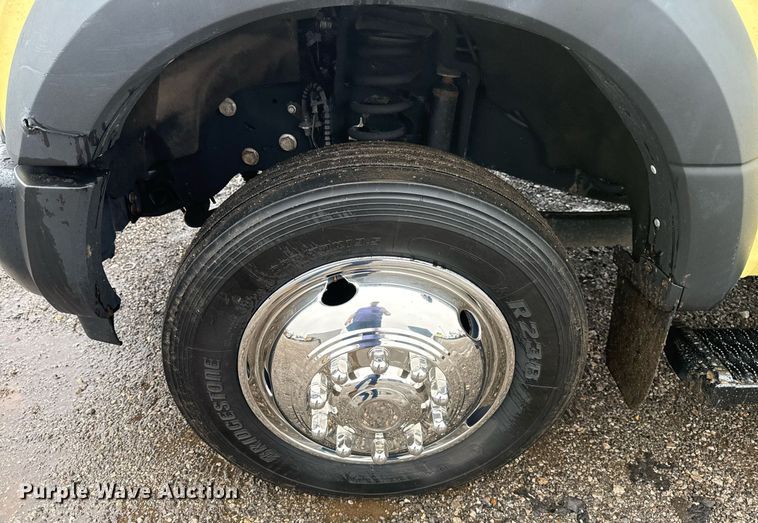 image for item EG2516 2019 Ford F550 Super Duty refrigerated truck