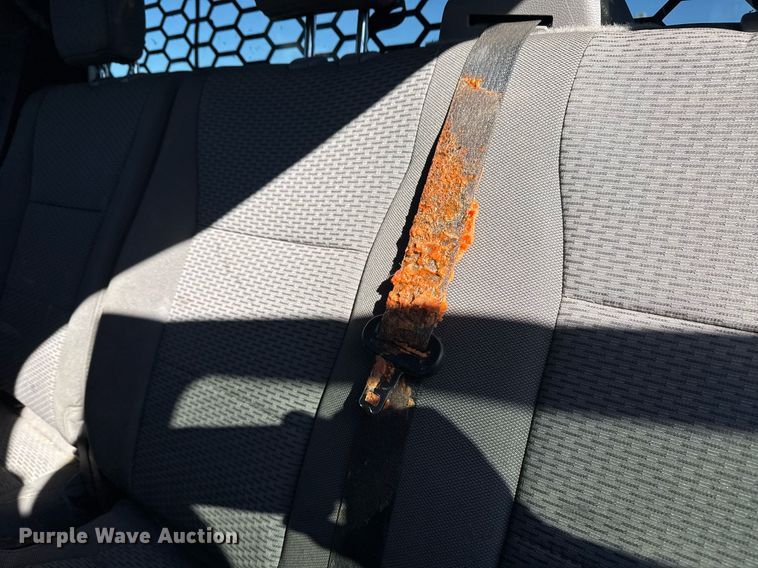 image for item EG2527 2020 Ford F550 Crew Cab flatbed truck