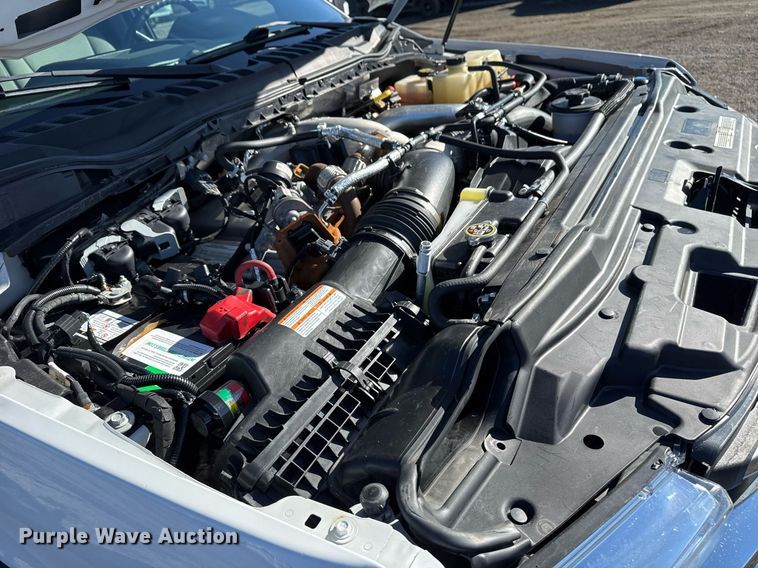 image for item EG2527 2020 Ford F550 Crew Cab flatbed truck