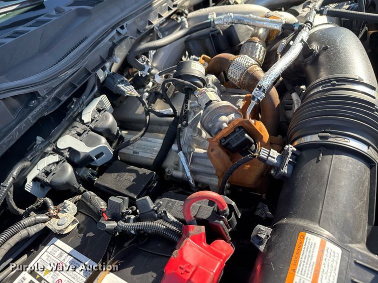 image for item EG2527 2020 Ford F550 Crew Cab flatbed truck