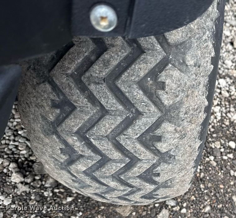 image for item EG2539 2015 Kawasaki Mule 610 utility vehicle