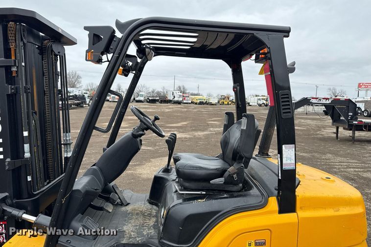 image for item EG2540 2021 Hyundai 30D-9 forklift