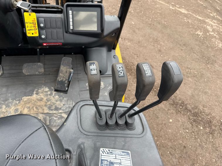 image for item EG2540 2021 Hyundai 30D-9 forklift