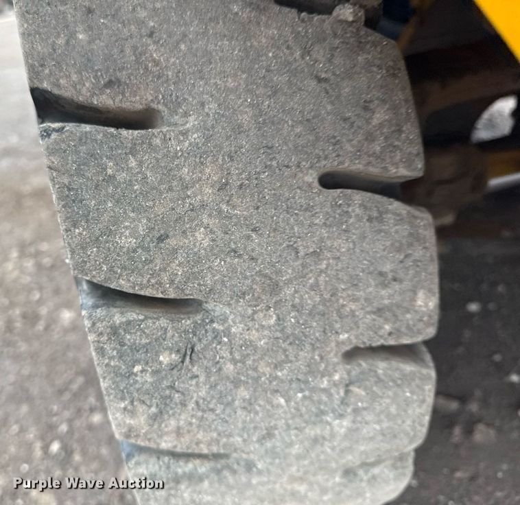 image for item EG2540 2021 Hyundai 30D-9 forklift