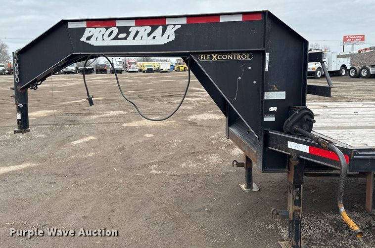 image for item EG2541 2007 Pro Trak Trailers equipment trailer