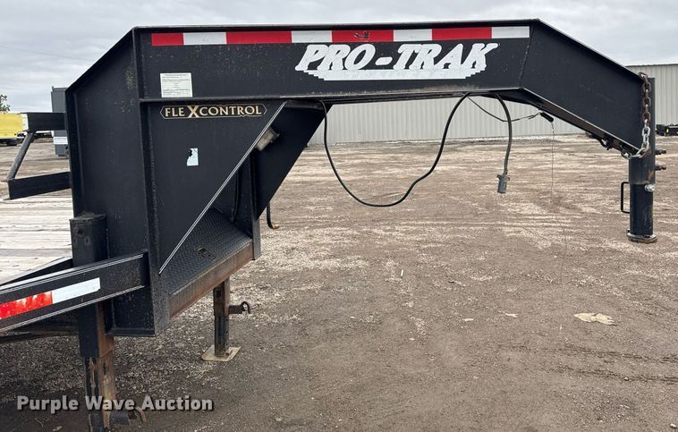 image for item EG2541 2007 Pro Trak Trailers equipment trailer