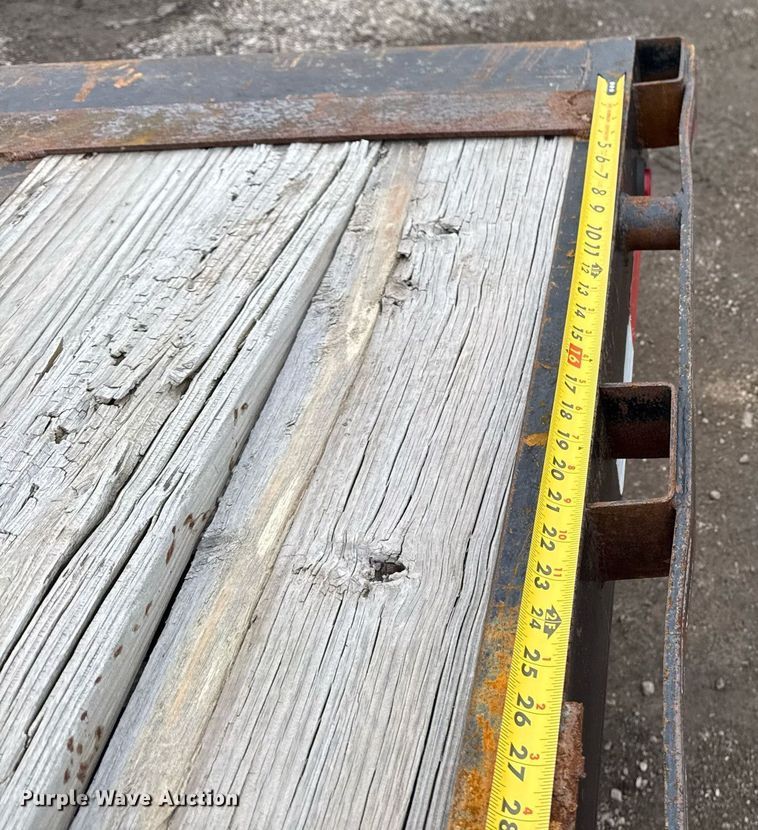 image for item EG2541 2007 Pro Trak Trailers equipment trailer