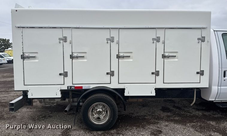 image for item EG2546 2018 Ford E450 Super Duty refrigerated truck