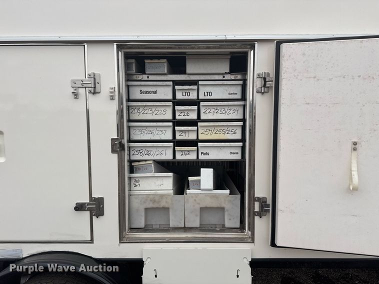 image for item EG2546 2018 Ford E450 Super Duty refrigerated truck