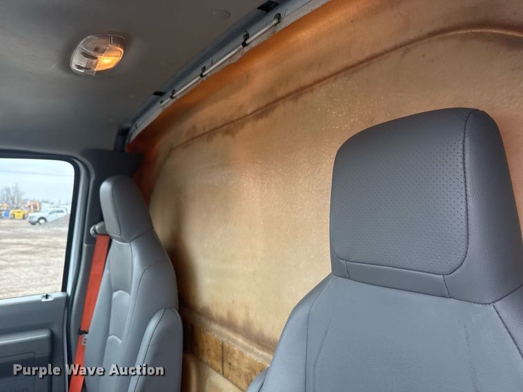 image for item EG2546 2018 Ford E450 Super Duty refrigerated truck