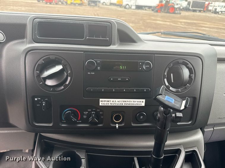 image for item EG2546 2018 Ford E450 Super Duty refrigerated truck