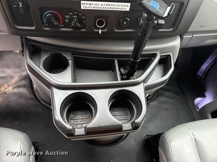 image for item EG2546 2018 Ford E450 Super Duty refrigerated truck