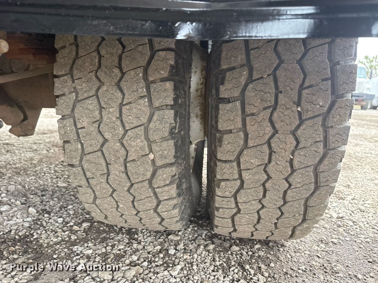 image for item EG2546 2018 Ford E450 Super Duty refrigerated truck