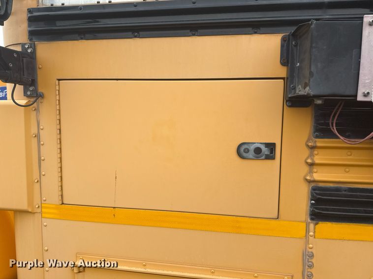 image for item EG2547 2007 Blue Bird BB Conventional school bus