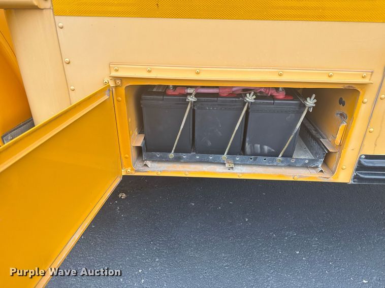 image for item EG2547 2007 Blue Bird BB Conventional school bus