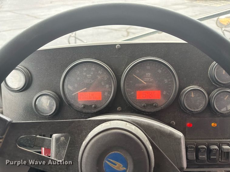 image for item EG2547 2007 Blue Bird BB Conventional school bus