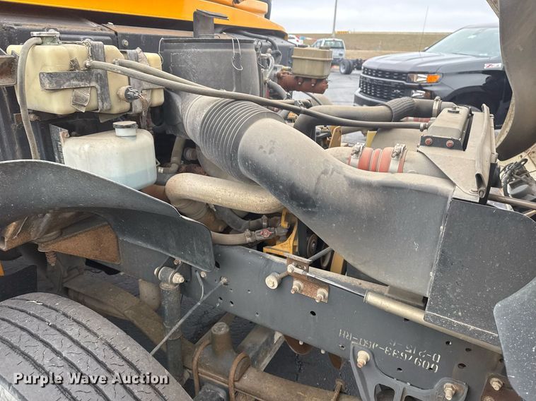 image for item EG2547 2007 Blue Bird BB Conventional school bus