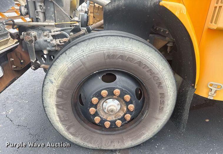 image for item EG2547 2007 Blue Bird BB Conventional school bus