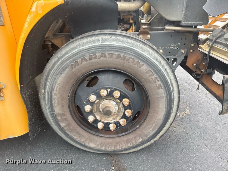 image for item EG2547 2007 Blue Bird BB Conventional school bus