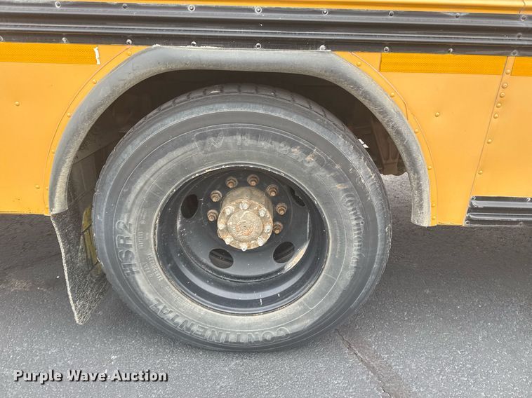 image for item EG2547 2007 Blue Bird BB Conventional school bus