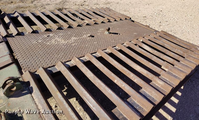 image for item EH0139 Flatbed