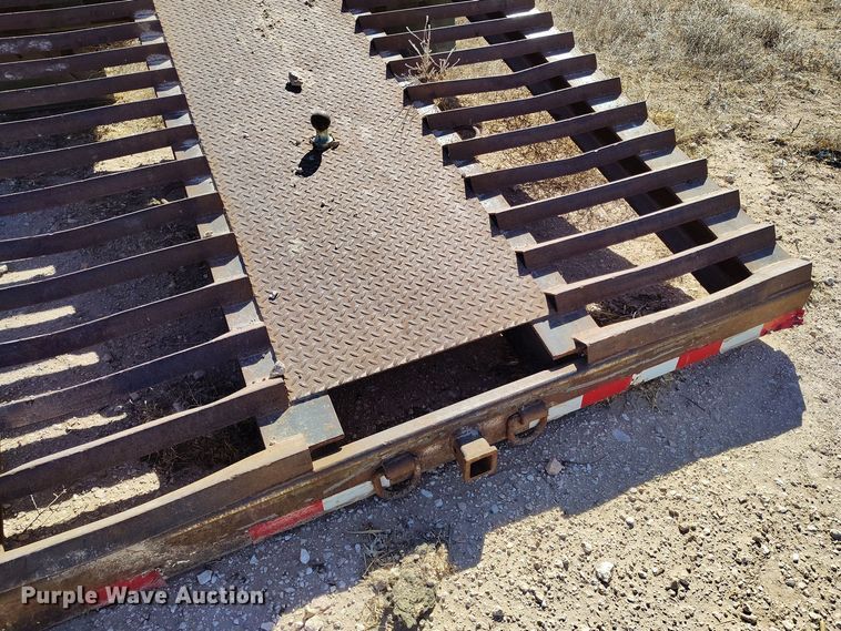image for item EH0139 Flatbed
