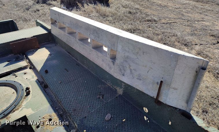 image for item EH0139 Flatbed