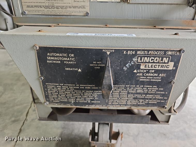 image for item EH8640 1973 Lincoln Idealarc DC-600 welder