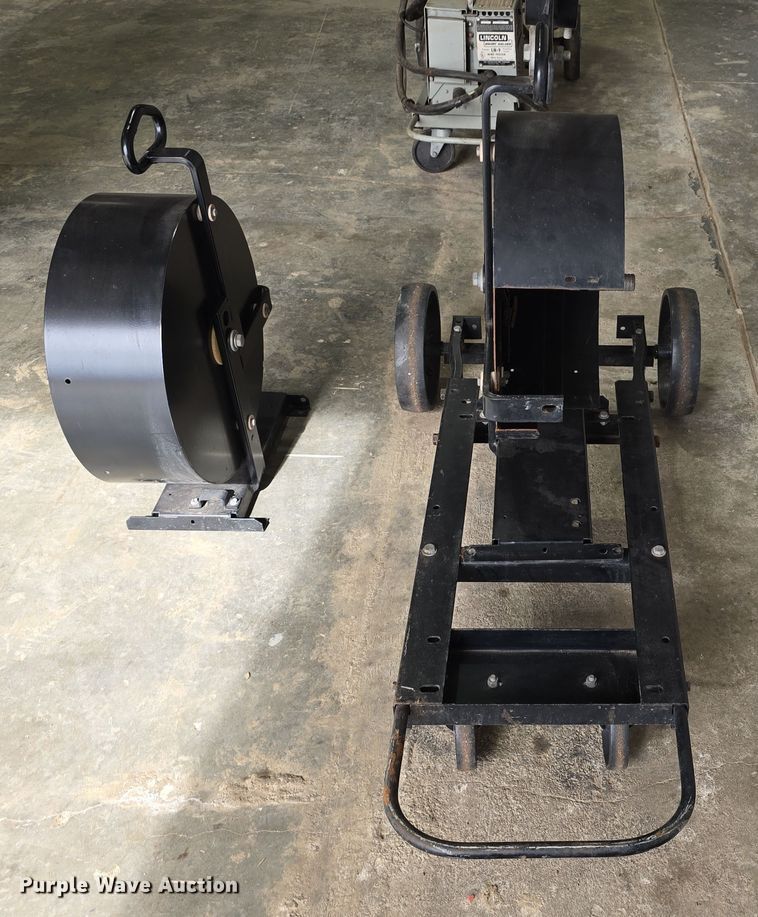 image for item EH8640 1973 Lincoln Idealarc DC-600 welder