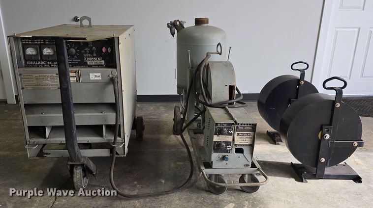 image for item EH8641 1974 Lincoln Idealarc DC-600 welder