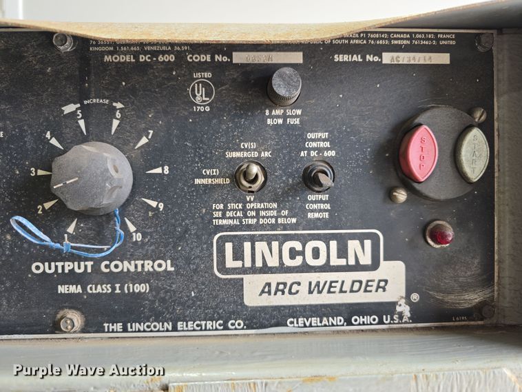 image for item EH8641 1974 Lincoln Idealarc DC-600 welder