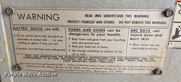 image for item EH8641 1974 Lincoln Idealarc DC-600 welder