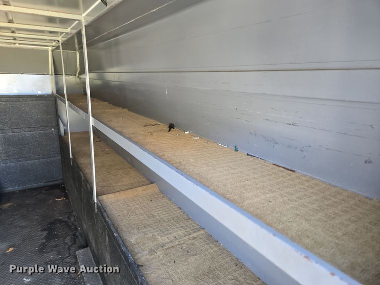 image for item EI4148 2006 Ford E450 utility van