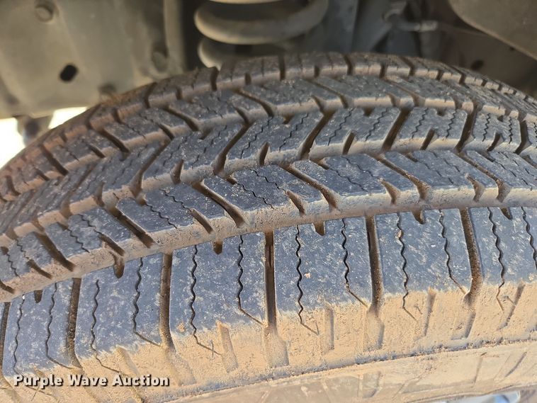 image for item EI4148 2006 Ford E450 utility van