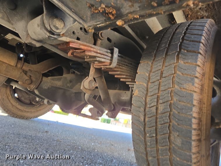 image for item EI4148 2006 Ford E450 utility van